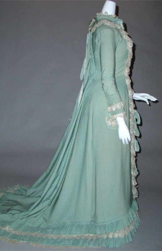 Tea Gown 1890, Metropolitan Museum